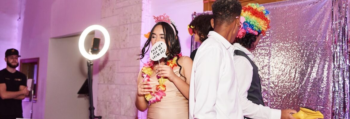 Miami Photo Booth Rental Services | Miami Flicks