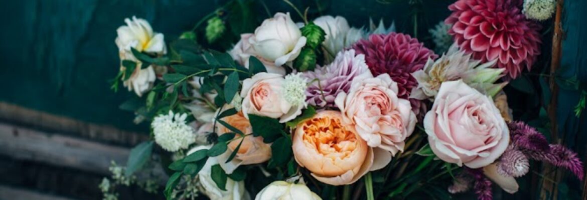 Newell Jones + Jones Photography