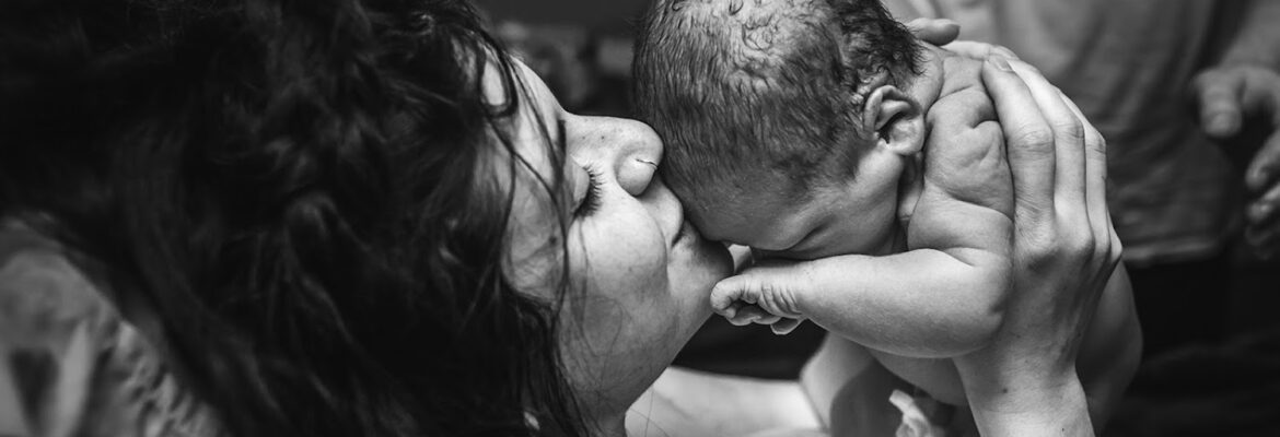 Monet Nicole Birth Photographer and Doula