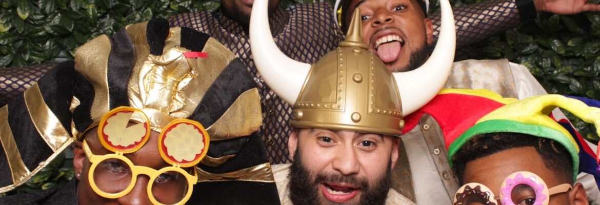 Pic Me Photobooth Company