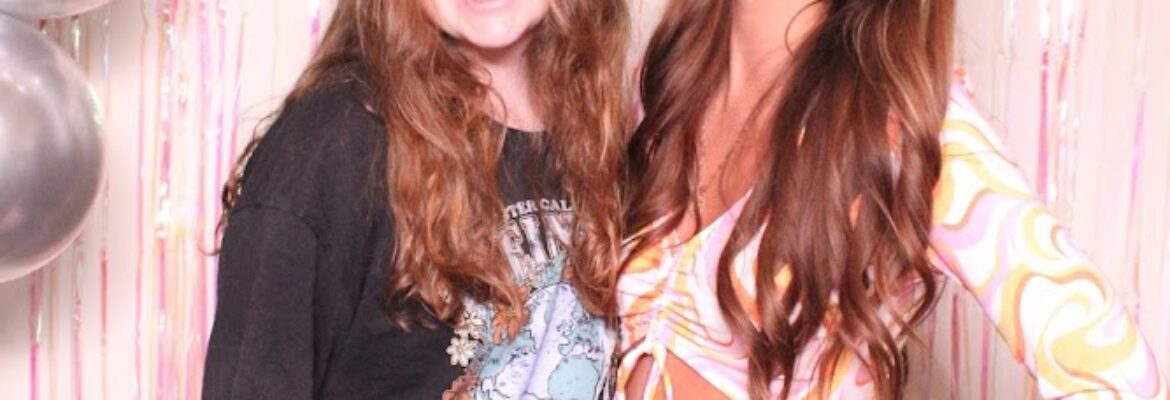 Doozy Photo Booths & Events