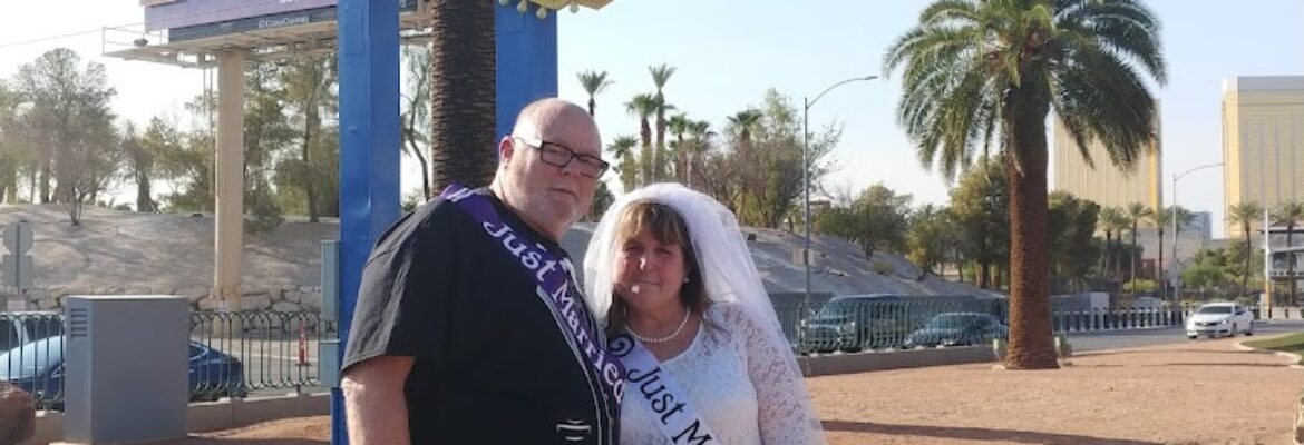 Las Vegas Wedding Wagon