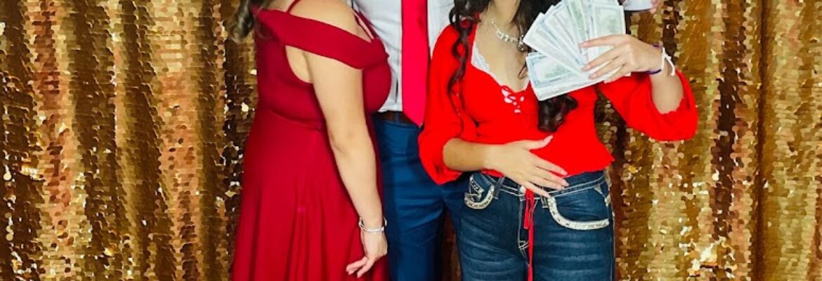 Luminate Photo Booth Co.