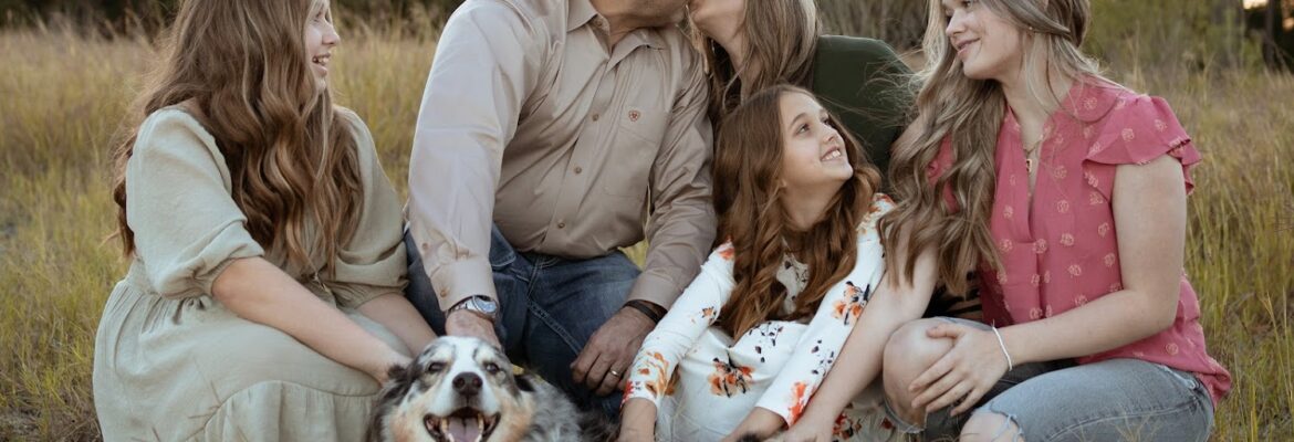 Raegan Clapsaddle Photography