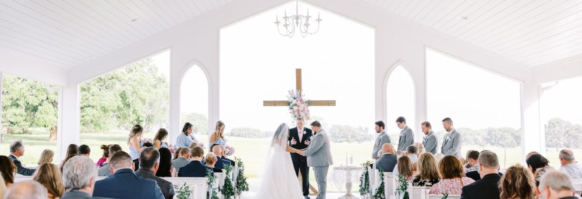 Foxbelle Weddings Dallas Wedding Photographer