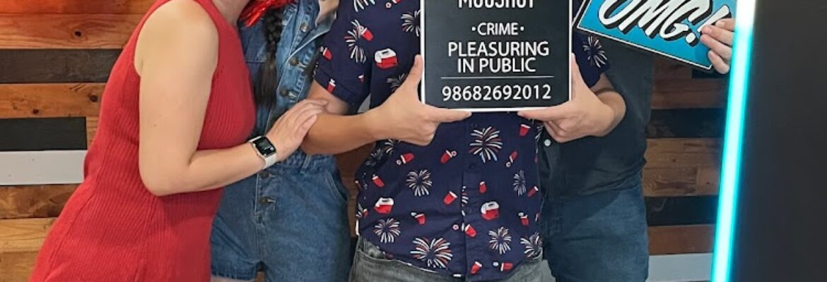 Smiles 2 Laughs Photo Booth South