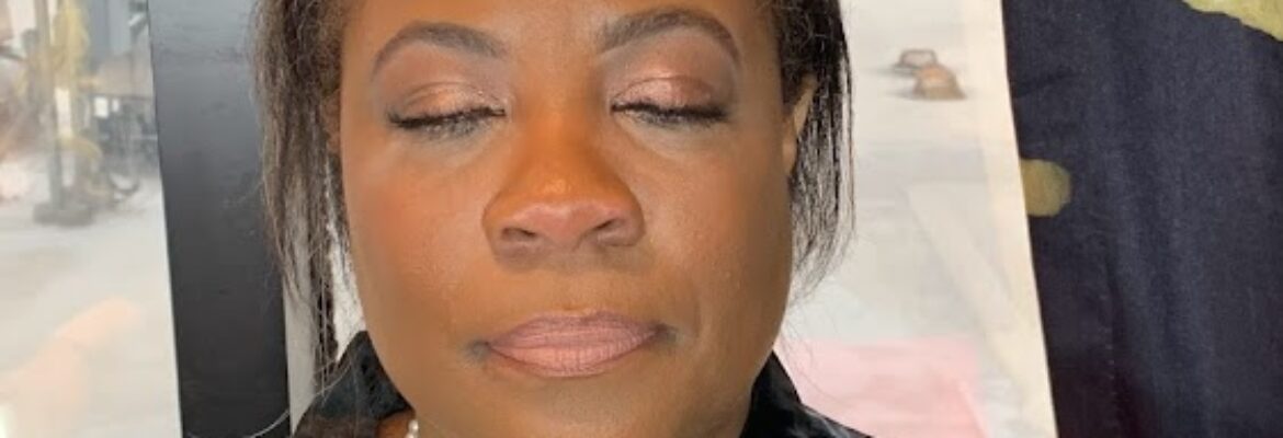 Prettii.Amazin Glam Studio