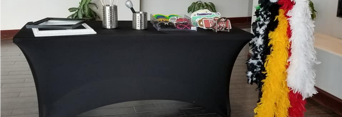 Smiles & More Photo Booths