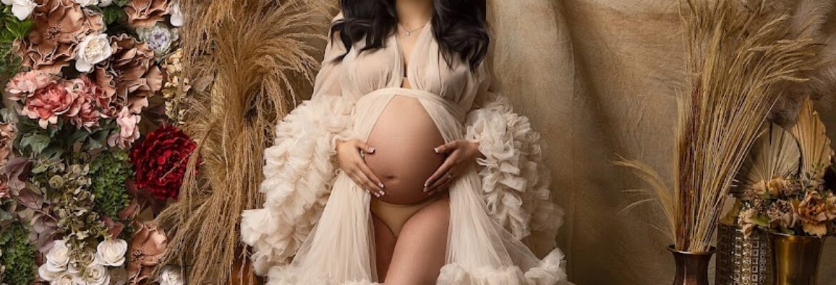 Marysville, Washington Maternity & Newborn Photographer | Studio Evergreen, LLC