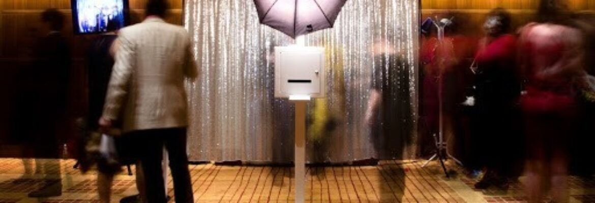 Everyday Elegance Photo Booth