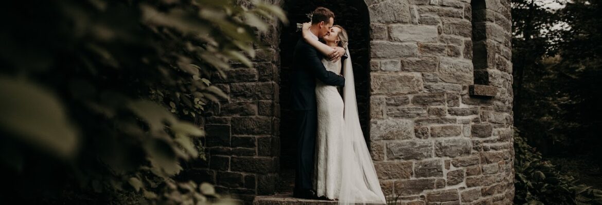Garnet Dahlia Photography