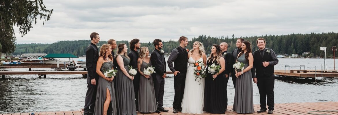 Little Feather Photography & Boutique