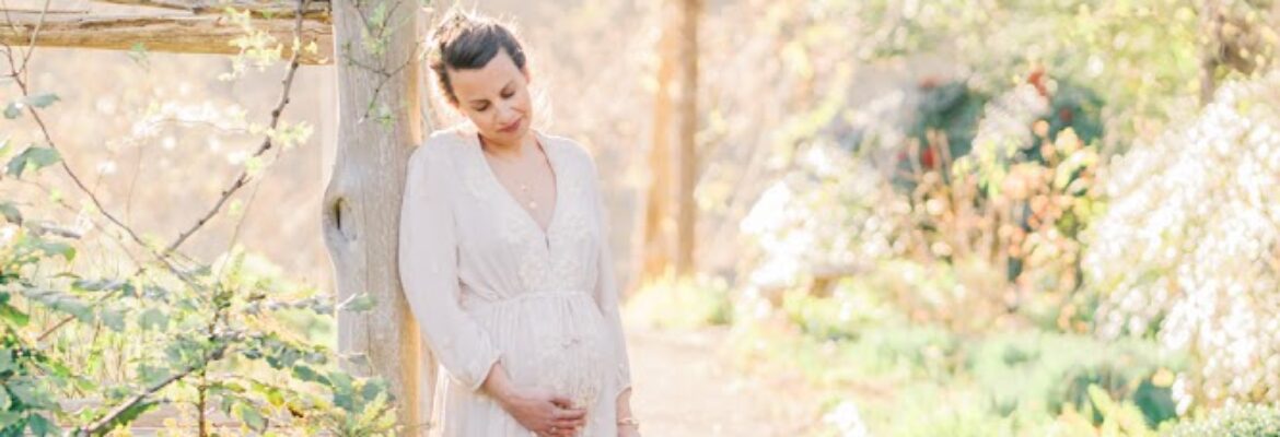 Charlotte Newborn-Baby Photographer: Amanda McQuade