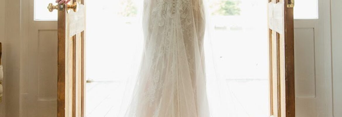 Fancy Pants Wedding Photography