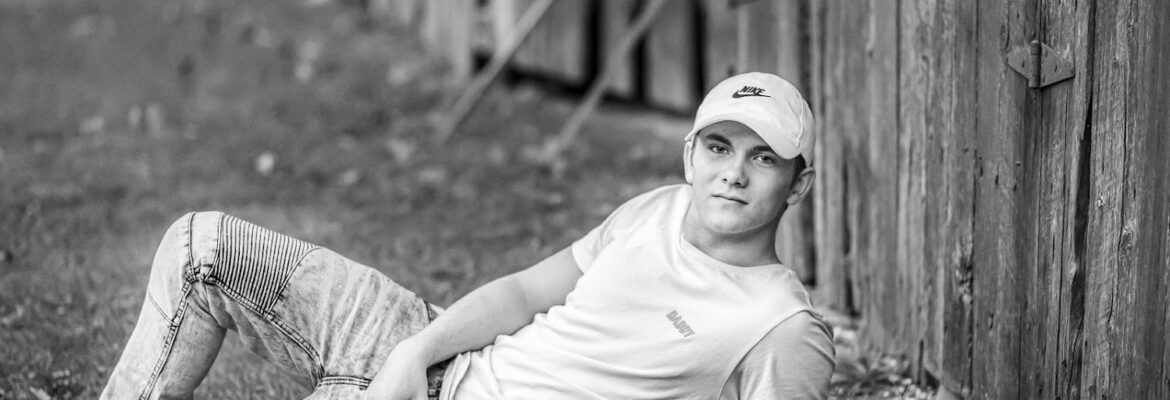 R. Varney Marketing + Photography