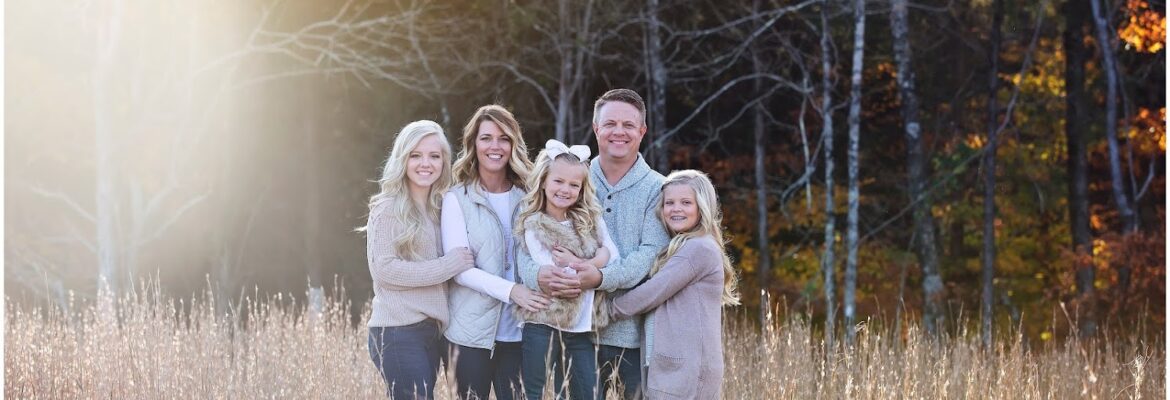 BROOK HOLLIS PHOTOGRAPHY