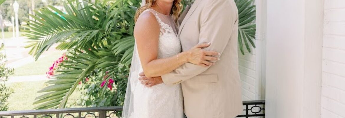 melony zarick photography ( Southwest Florida Portrait & Wedding Photographer)
