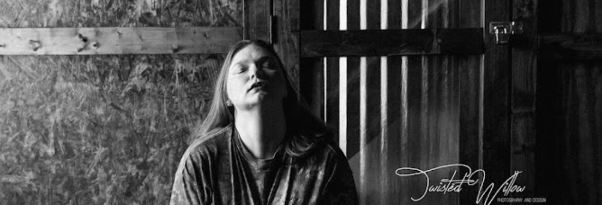 Twisted Willow Photography & Design