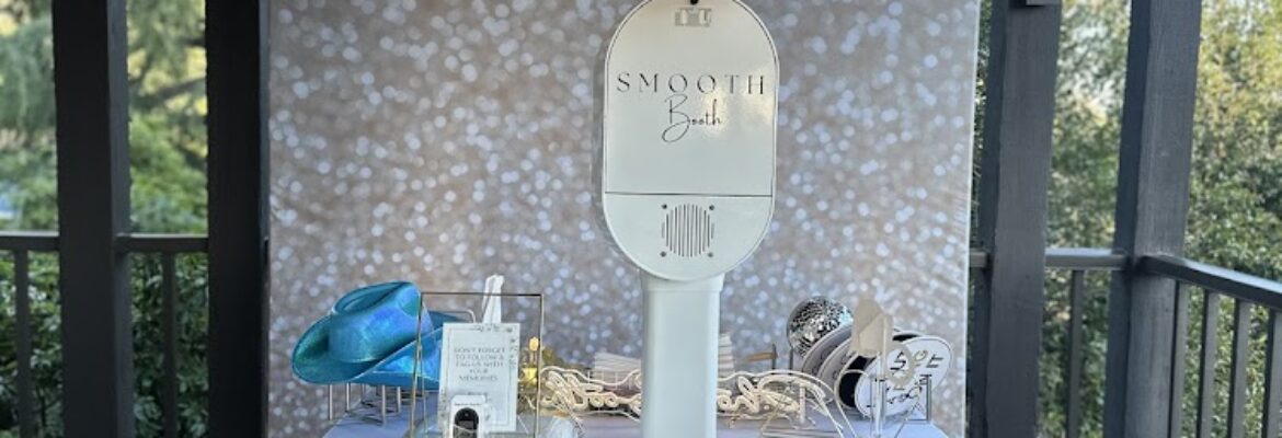 Smooth Booth LA Luxury PhotoBooth Service