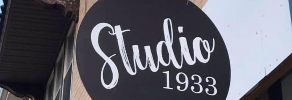 Studio 1933: Pittsburgh Event Space and Photography Studio