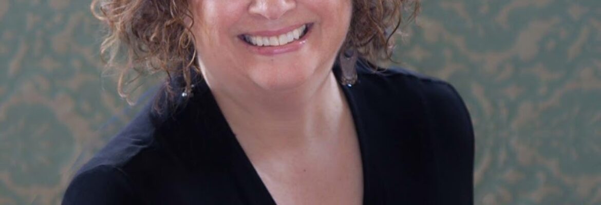 Lisa Houff Photography, LLC