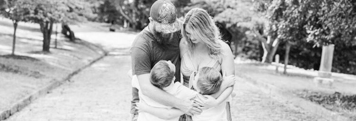 Wildfleur Photography (Virginia Motherhood & Family Photographer)