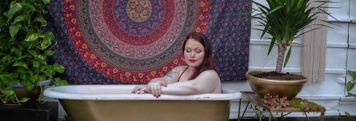 Simply Luminescent Studio