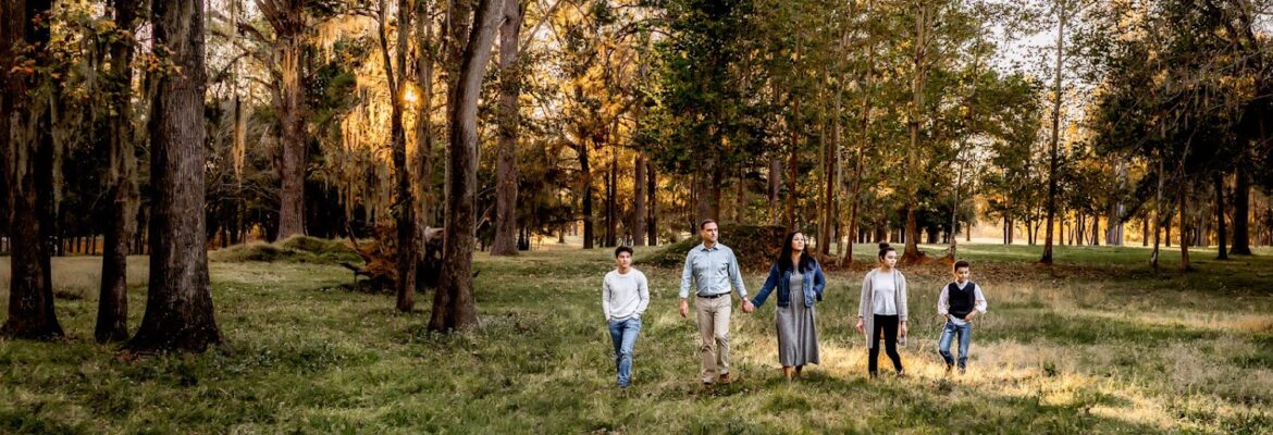 History Runner Genealogy & Photography