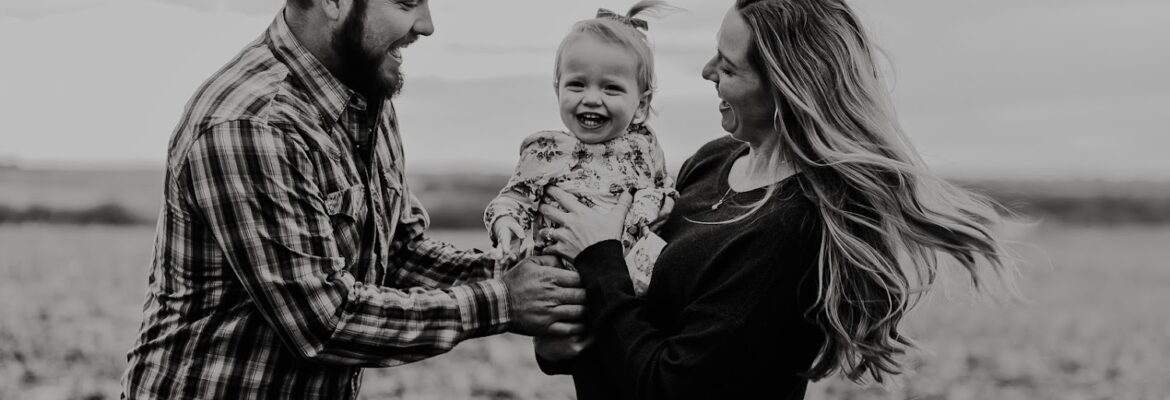 Wallace + Sage I Photo + Real Estate I Nebraska I Midwest Wedding and Portrait Photographer