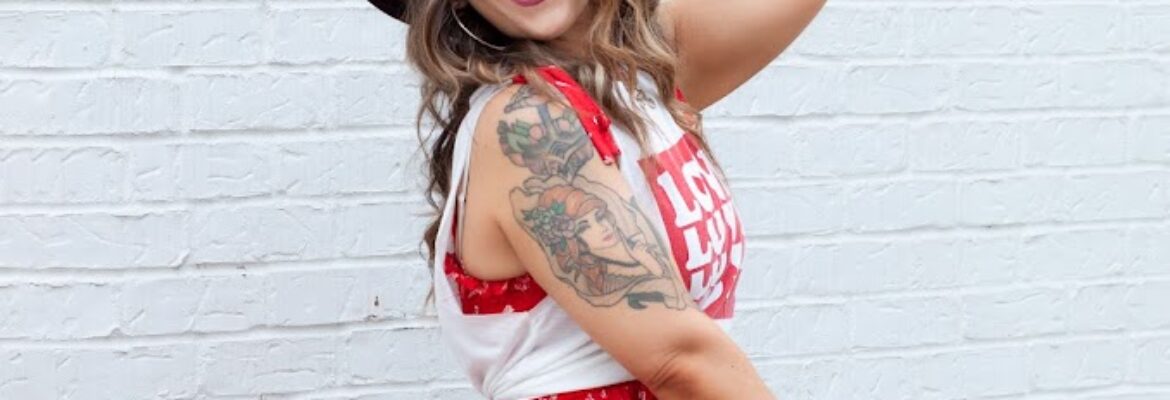 Emily Sweatfield Photography