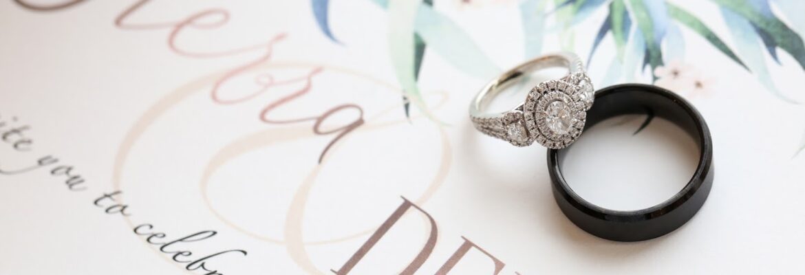 Mena Darré Photo & Video