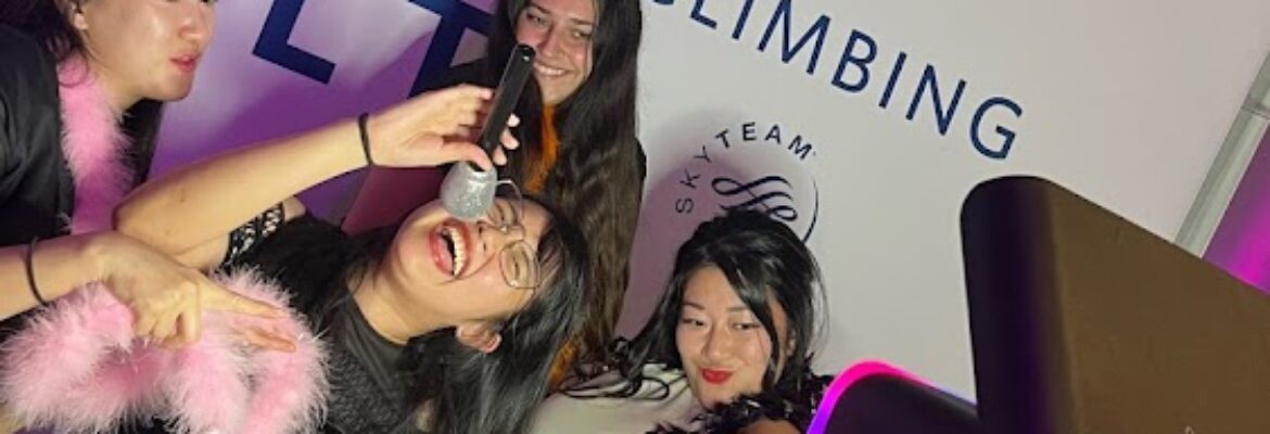 Jw Impressions: PhotoBooth Experience