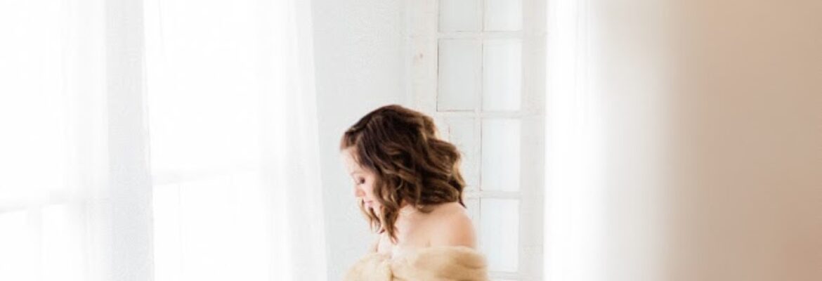 Sasha Danielle Pittsburgh Newborn Photographer