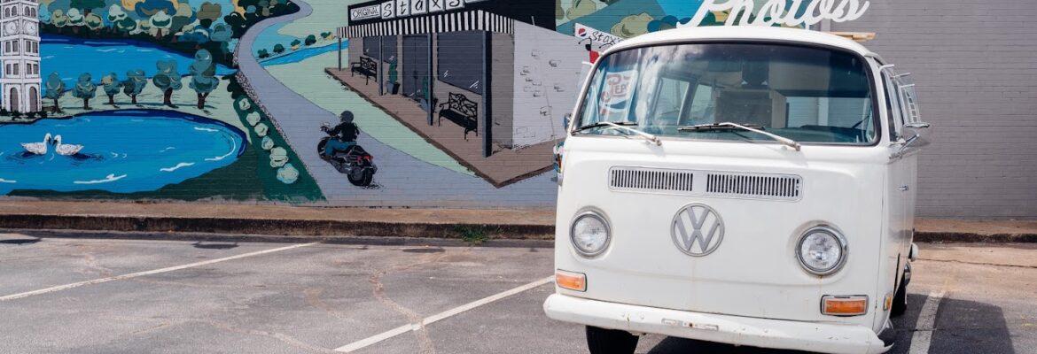 The Wunderbus Traveling Photo Booth
