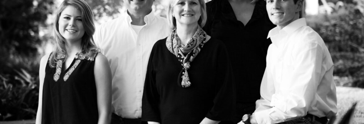 Cutting Edge Photo & Studio