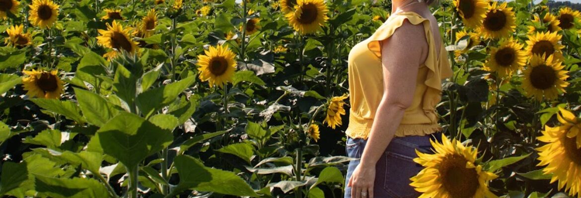 Natural Charm Photography