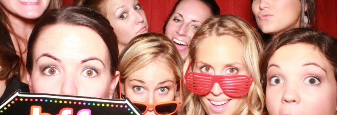 Framed Fun Photo Booth Rentals
