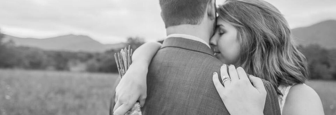 Destination Elopement Photographer – Star Noir Studio