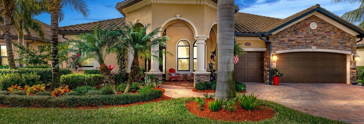 Pinnacle Real Estate Marketing | $150 Unlimited Photos | Main Office