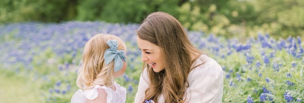 Consider the Lilies Photography | Dallas Family and Newborn Photographer