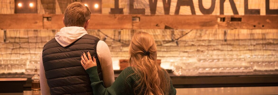 Lauren Rose Photo & Video