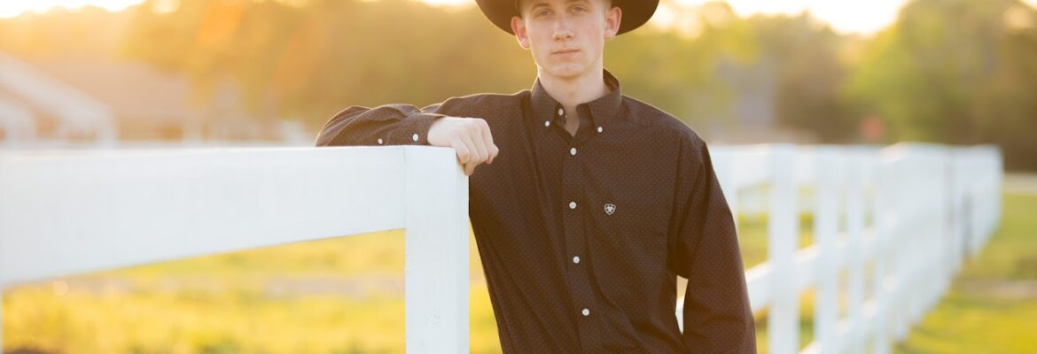 Laura Oglesbee Photography LLC