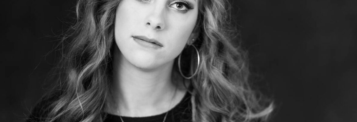 Mike Thompson Portraits