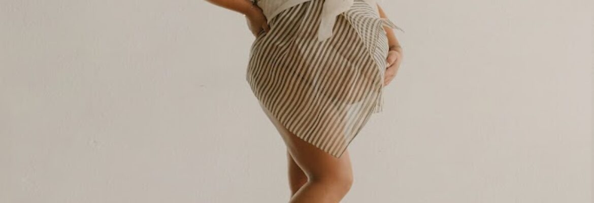 Her by Rosa — Boudoir & Portrait Studio