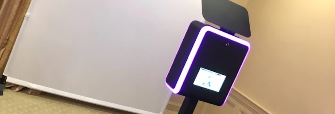 Snap And Sketch Photo Booths