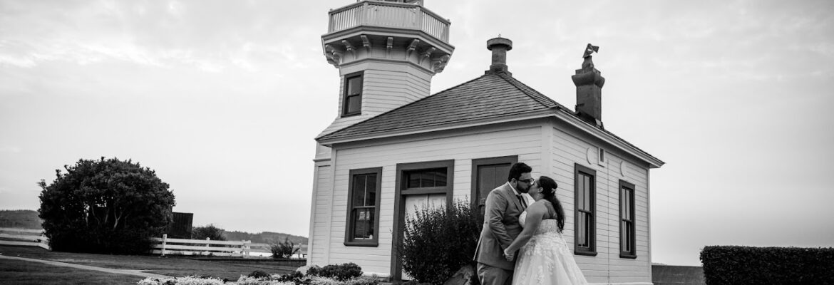 Days Photography | Camano Island Newborn Photographer | Snohomish County Photographer