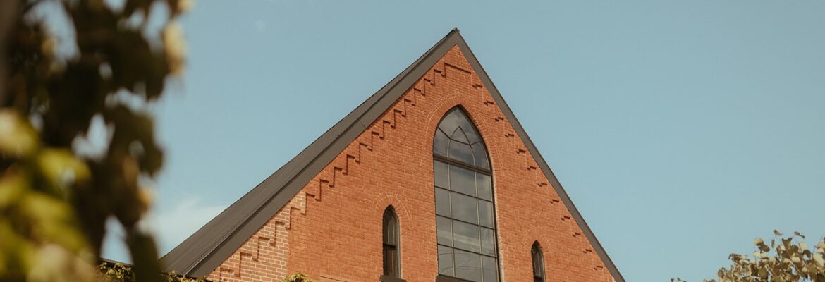 Cody Harris – Documentary Wedding Photographer