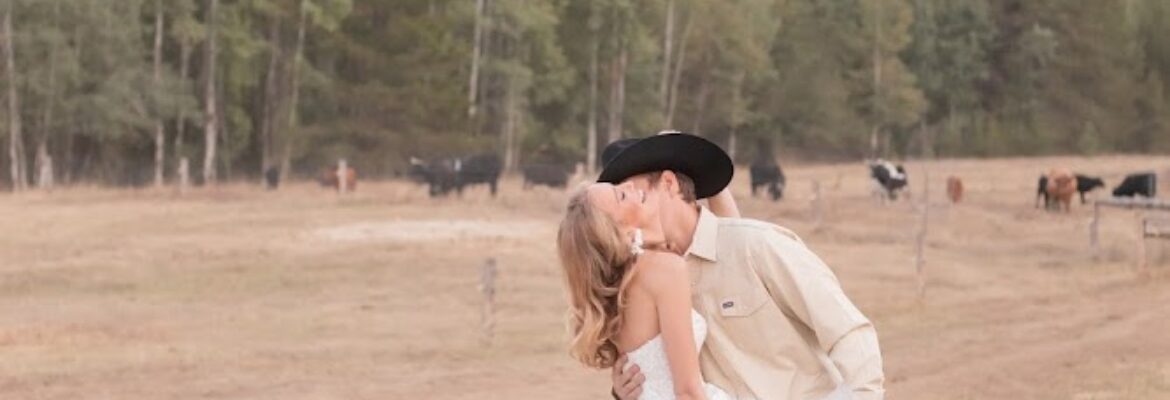 Yasmina Rose Photography | Sandpoint Wedding Photographer