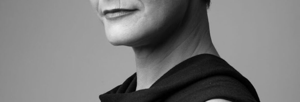 Emerald Dove Photography