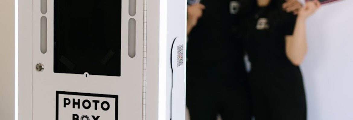 PhotoBox – Seattle Photo Booth Rentals